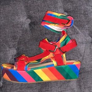 Platform shoe